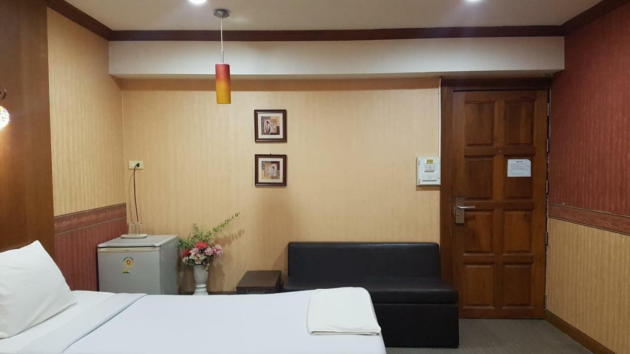 Khon Kaen Ruenrom Hotel Екстериор снимка